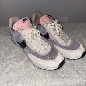 Nike Men’s Tailwind 79 Be True